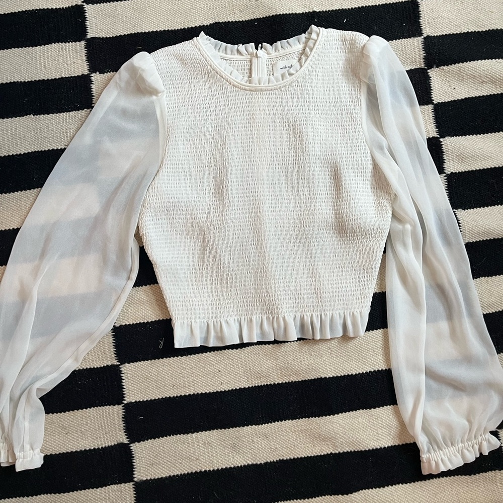 NWOT Aritza chiffon smocked blouse
